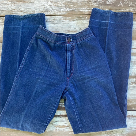 Vintage retro 80’s straight leg jeans with embroidered pockets, 22” waist - Picture 8 of 14